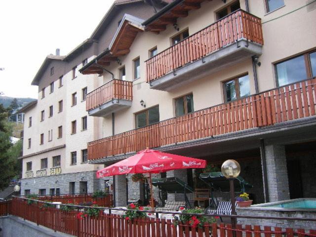 Hotel Savoia Debili Sauze D'Oulx Bagian luar foto